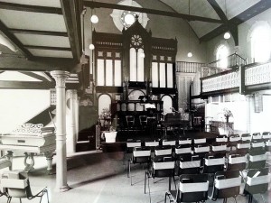 inside-east-hill-baptist-church